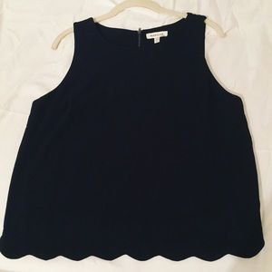 Fish scale sleeveless top - Black